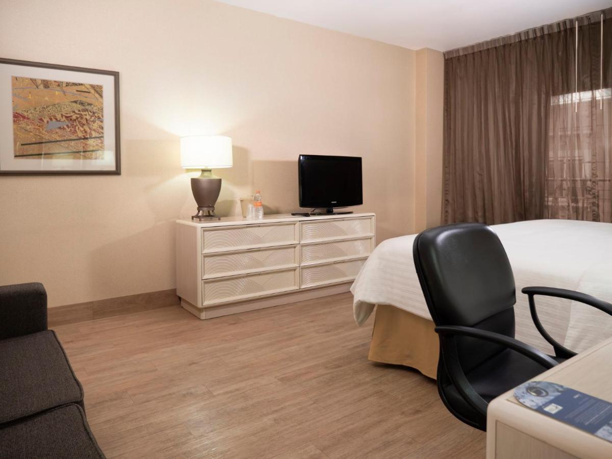 Holiday Inn Express Torreon By Ihg Exteriör bild