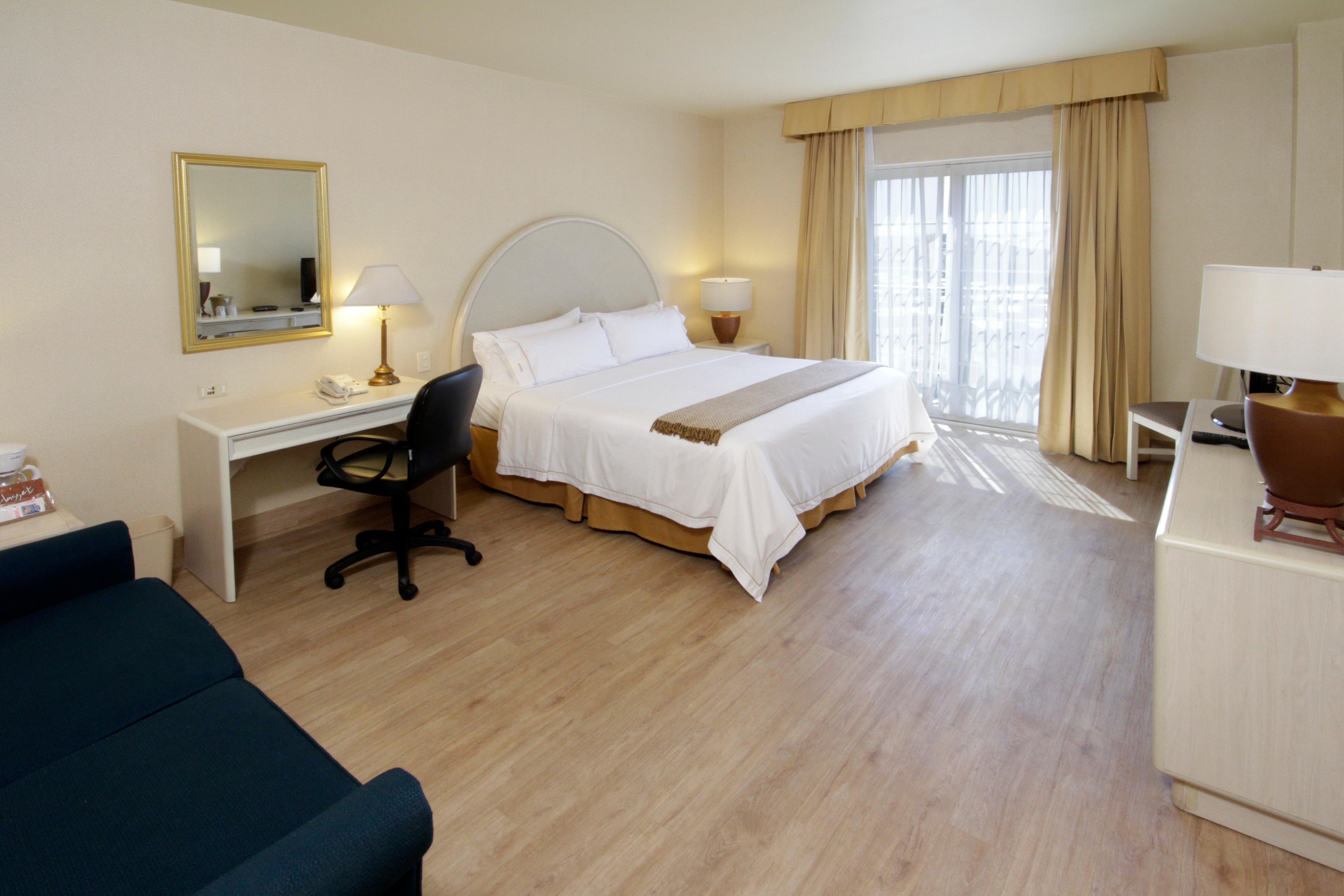 Holiday Inn Express Torreon By Ihg Exteriör bild