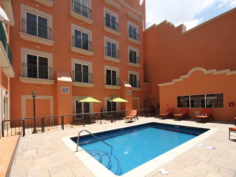 Holiday Inn Express Torreon By Ihg Exteriör bild
